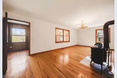 16715 Nauvoo Road, Middlefield, OH 44062 - Photo 6