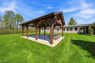 16715 Nauvoo Road, Middlefield, OH 44062 - Photo 30
