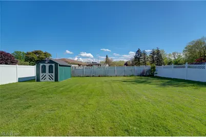 3805 N Hogan Drive, Lorain, OH 44053 - Photo 18