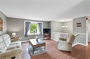 8345 Celianna Dr, Strongsville, OH 44149 - Photo 2