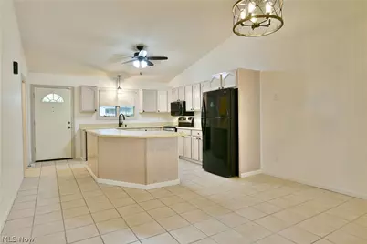 553 Wilcox Road #B, Austintown, OH 44515 - Photo 12