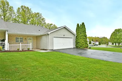 553 Wilcox Road #B, Austintown, OH 44515 - Photo 2