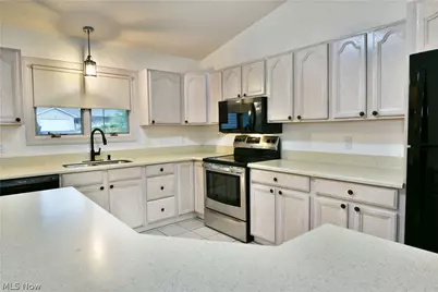 553 Wilcox Road #B, Austintown, OH 44515 - Photo 10