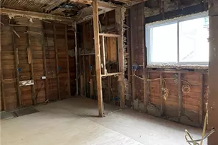 112 Burton Ave, Akron, OH 44302 - Photo 14