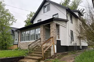 112 Burton Ave, Akron, OH 44302 - Photo 2