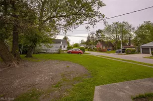 3896 Strandhill Rd, Loveland, OH 44128 - Photo 28