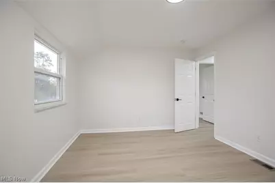 3896 Strandhill Road, Loveland, OH 44128 - Photo 24