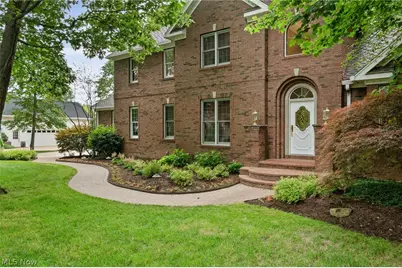 189 Ballantrae Drive, Sagamore Hills, OH 44067 - Photo 2