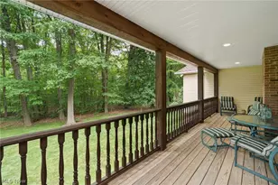 189 Ballantrae Dr, Sagamore Hills, OH 44067 - Photo 12