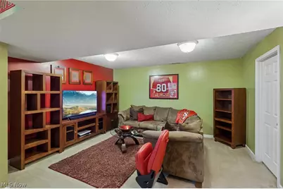 2721 Krska Place, Barberton, OH 44203 - Photo 28