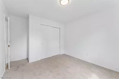 102 California Avenue, Elyria, OH 44035 - Photo 24