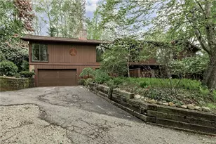 1936 Hemlock Dr, Kent, OH 44240 - Photo 2
