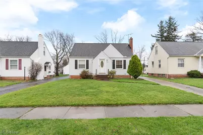 1211 Sunset Road, Mayfield Heights, OH 44124 - Photo 2