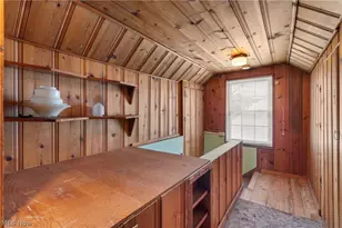 1211 Sunset Rd, Mayfield Heights, OH 44124 - Photo 22