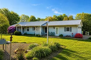 305 North Dr, Somerset, OH 43783 - Photo 2