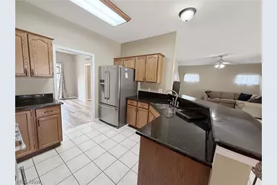 921 Lockwood Road, Barberton, OH 44203 - Photo 10