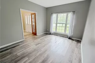 921 Lockwood Rd, Barberton, OH 44203 - Photo 8
