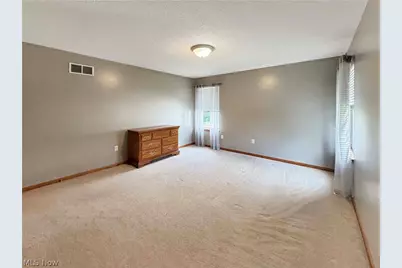 921 Lockwood Road, Barberton, OH 44203 - Photo 24