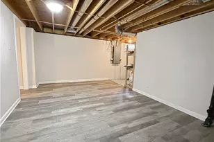 921 Lockwood Rd, Barberton, OH 44203 - Photo 32