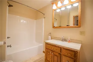 100A 37th St, Vienna, WV 26105 - Photo 36