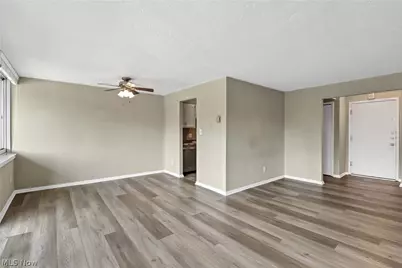 12900 Lake Avenue #314, Oakwood, OH 44107 - Photo 10