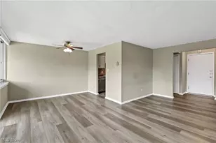 12900 Lake Ave, Oakwood, OH 44107 - Photo 10