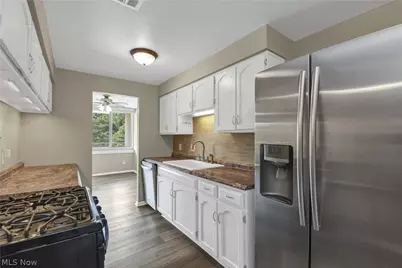 12900 Lake Avenue #314, Oakwood, OH 44107 - Photo 16