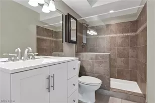 12900 Lake Ave, Oakwood, OH 44107 - Photo 26