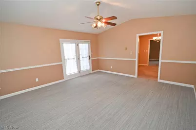 5618 London Drive, Austintown, OH 44515 - Photo 14