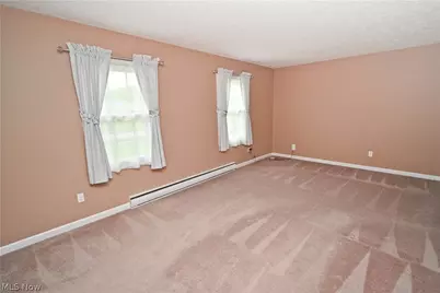 5618 London Drive, Austintown, OH 44515 - Photo 4