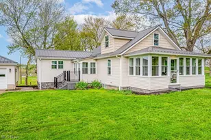 6103 Grafton Rd, Leetonia, OH 44431 - Photo 2