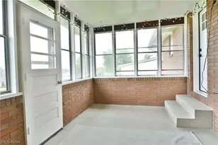 499 W Harvey St, Struthers, OH 44471 - Photo 24