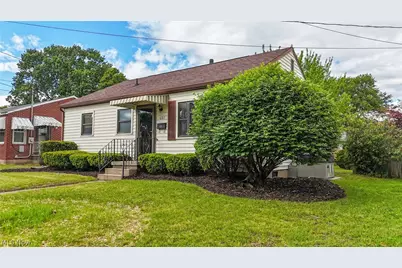 601 41st Street, Vienna, WV 26105 - Photo 2
