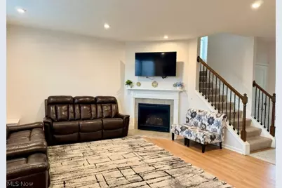 2964 Darlene Court, Twinsburg, OH 44087 - Photo 2