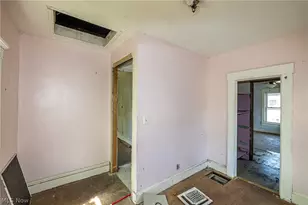 1107 W 2nd St, Lorain, OH 44052 - Photo 44