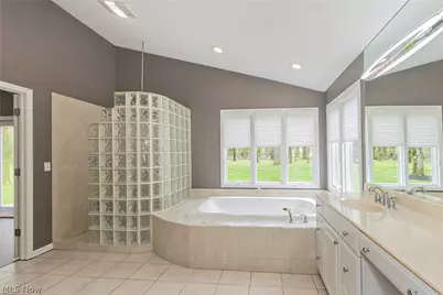 1 Deerfield Drive, Chagrin Falls, OH 44022 - Photo 20