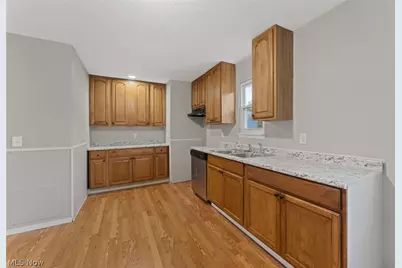 3917 Seneca Avenue, Lorain, OH 44055 - Photo 8