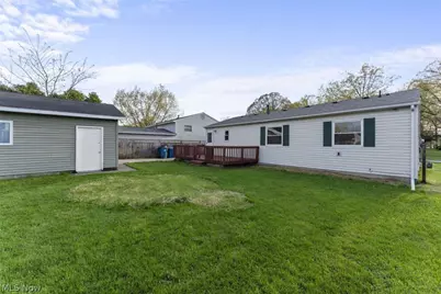 3917 Seneca Avenue, Lorain, OH 44055 - Photo 6
