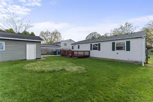 3917 Seneca Ave, Lorain, OH 44055 - Photo 6
