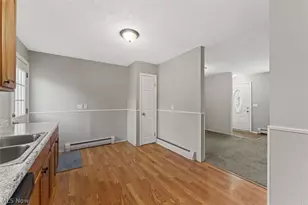 3917 Seneca Ave, Lorain, OH 44055 - Photo 10