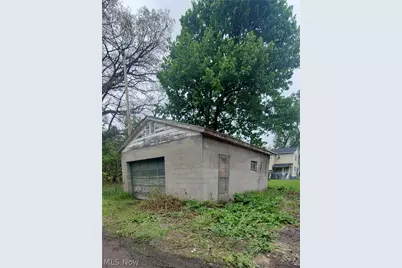 17 Oak Park, Youngstown, OH 44505 - Photo 32