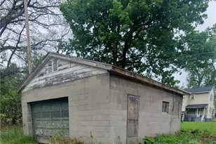 17 Oak Park, Youngstown, OH 44505 - Photo 32