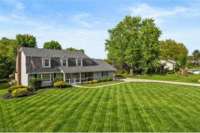 175 Crestview Drive, Elyria, OH 44035 - Photo 4