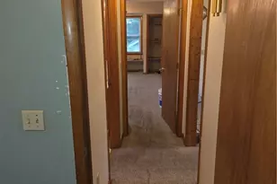 908 Cornell St, Youngstown, OH 44502 - Photo 4