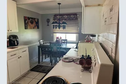 4241 Bexley Boulevard, South Euclid, OH 44121 - Photo 4