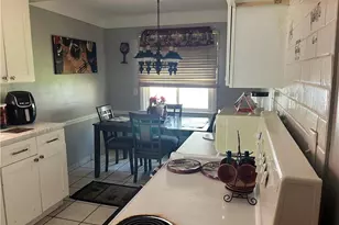 4241 Bexley Blvd, South Euclid, OH 44121 - Photo 4