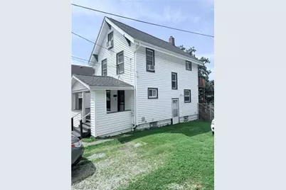 2132 10th Street SW, Akron, OH 44314 - Photo 2