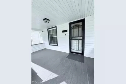2132 10th Street SW, Akron, OH 44314 - Photo 6