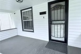 2132 10th St SW, Akron, OH 44314 - Photo 6