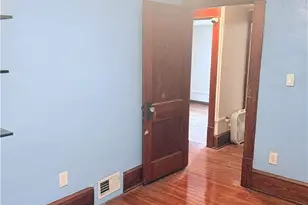 2132 10th St SW, Akron, OH 44314 - Photo 16